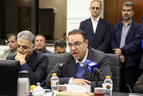 نشست استاندار کرمانشاه با عضای کمیسیون صنایع و معادن مجلس و معاونت وزیر صمت در طرح بازدید از توسعه ی پتروشیمی اوره و آمونیاک