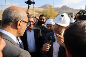 بازدید جمعی از اعضای کمیسیون صنایع و معادن از طرح توسعه ی پتروشیمی اوره و آمونیاک