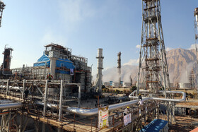 بازدید جمعی از اعضای کمیسیون صنایع و معادن از طرح توسعه ی پتروشیمی اوره و آمونیاک