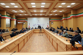 جلسه فرمانداری شهرستان سنقر با حضور اعضای کمیسیون صنایع و معادن مجلس و معاونت وزیر صمت