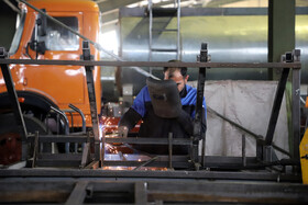 بازدید اعضای کمیسیون صنایع و معادن مجلس و معاونت وزیر صمت از کارخانه آرکا فولاد فرابین