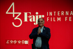 آلفرد یعقوب زاده، عکاس در مراسم افتتاحیه چهل و سومین جشنواره جهانی  فیلم فجر - شیراز