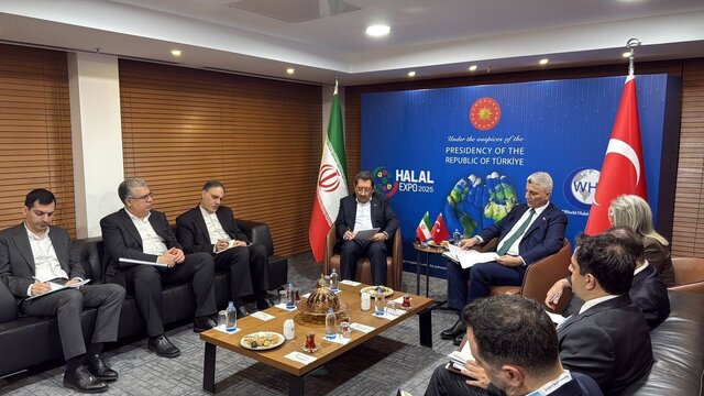 تاکید ایران و ترکیه بر افزایش میزان تجارت بین ۲ کشور