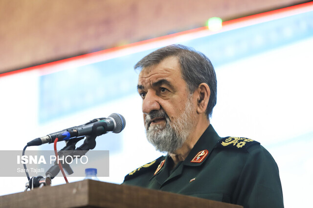 محسن رضایی: نیروهای مسلح ایران اجازه محاصره دریایی به آمریکا نخواهند داد