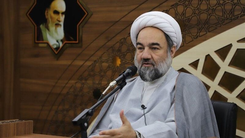 نماینده ولی فقیه در سیستان و بلوچستان: اگر شایسته‌سالاری رعایت شود، با فساد مواجه نمی‌شویم