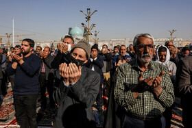 اقامه نماز باران در حرم مطهر رضوی