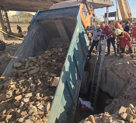 سقوط کامیون در گودال پنهان جاده مخصوص/ مرگ تلخ دو کارگر در آب‌انباری قدیمی
