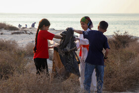 پاکسازی سواحل کیش