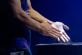 مسابقات وزنه‌برداری بین المللی جام فجر