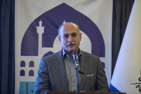 سخنرانی جلیل جوکار، نگارگر و عضو هئیت علمی دانشگاه هنر اصفهان در شب‌ استاد محمود فرشچیان