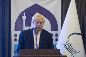 شب‌ استاد محمود فرشچیان