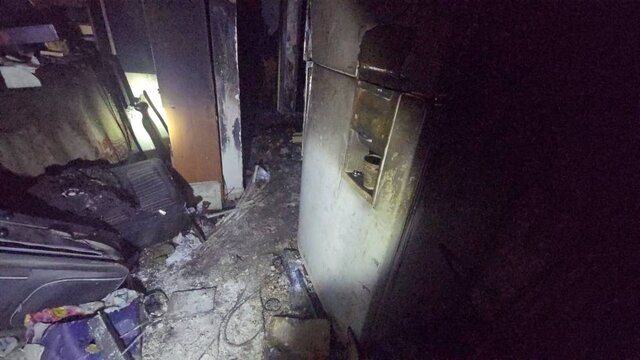 نجات ۱۰ نفر از آتش‌سوزی در یک ساختمان ۹ طبقه در خیابان ولیعصر