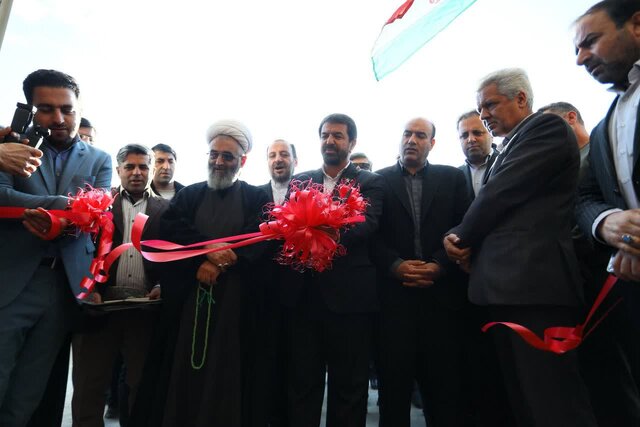 افتتاح گلخانه هیدروپونیک گل رز در نهاوند