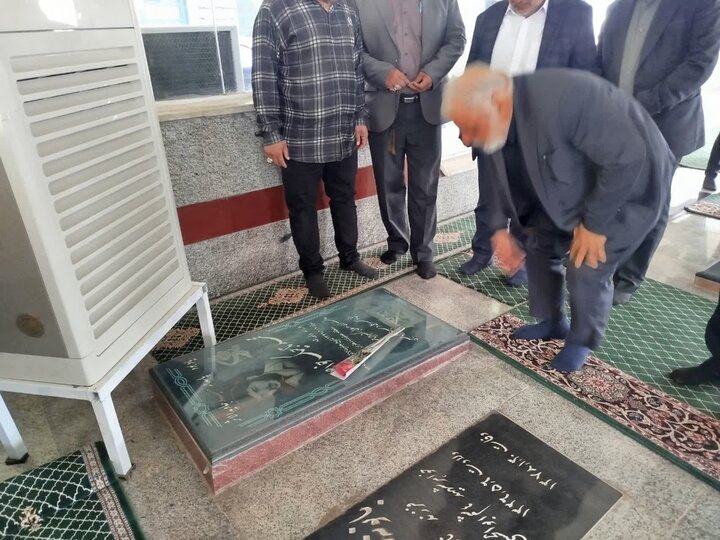 پیگیری مناسب‌سازی نزدیک به ۱۰۰ گلزار در تهران