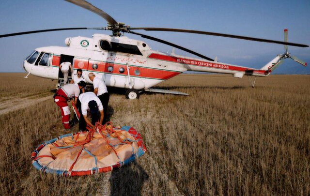 آتش‌سوزی جنگل‌ها و مراتع استان گلستان مهار شد / انجام ۲۰ سورتی پرواز توسط بالگرد هلال‌احمر