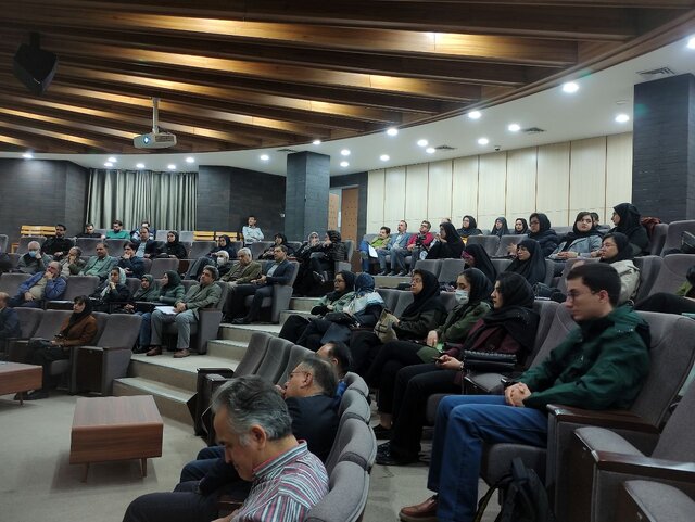 برگزاری نخستین سمینار نقش سبک زندگی در پیشگیری از سرطان در دانشگاه ملایر 