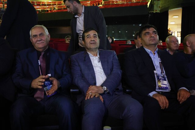 قهرمانی ۲ وزنهبردار ایرانی در پایان روز نخست مسابقات بینالمللی جام فجر