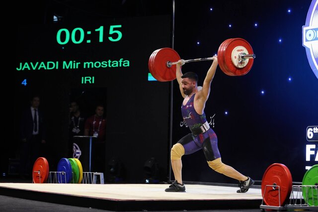 قهرمانی ۲ وزنه‌بردار ایرانی در پایان روز نخست مسابقات بین‌المللی جام فجر