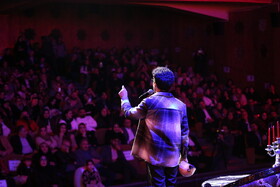 حضور پارسا خائف، خواننده اردبیلی در رویداد «شب واژه و نوا» - اردبیل