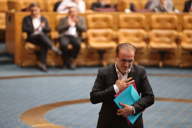 رئیس‌زاده رئیس‌کل سازمان نظام پزشکی ماند