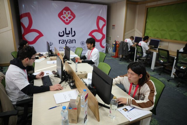 مرزهای دانش تنها با جسارت فکری و همکاری بین‌المللی درنوردیده می‌شود