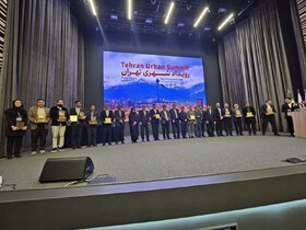 تأکید زاکانی بر انتقال تجارب شهرهای آسیایی به یکدیگر/ اهدای جوایز به برگزیدگان جایزه خشت طلایی