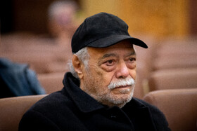 اکبر زنجانپور در مراسم یادبود هادی مرزبان