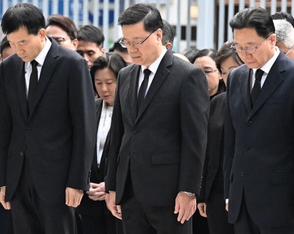 آغاز ۳ روز عزای عمومی در پی آتش‌سوزی‌ِ مرگبارِ هنگ کنگ