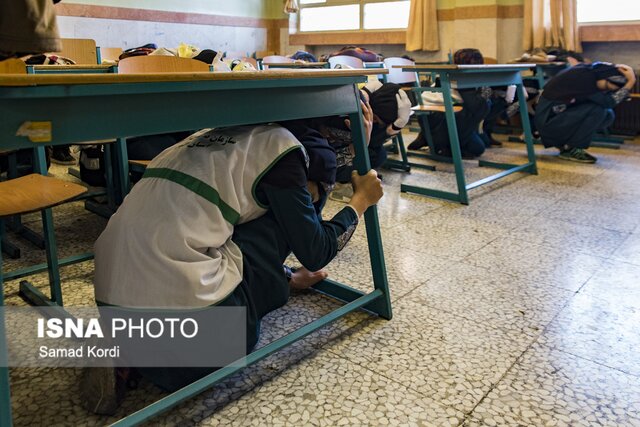 برگزاری مانور زلزله در مدارس البرز
