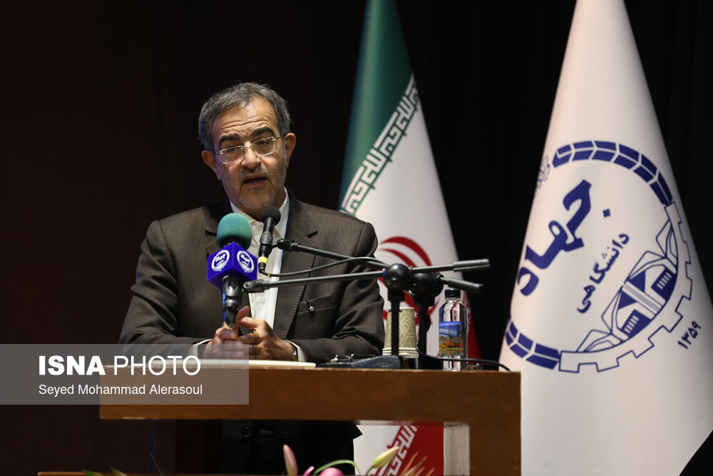 سرمایه ایمانی و عاطفی؛ رمز ماندگاری جهاد دانشگاهی / آینده‌ای بسیار درخشان پیش‌روی جهاد دانشگاهی است