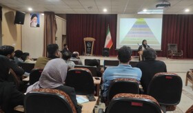 برگزاری کارگاه «اصول و فنون مناظره و فن بیان» چهاردهمین دوره مسابقات مناظره دانشجویان خراسان‌ جنوبی 