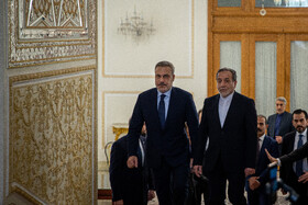 دیدار هاکان فیدان، وزیر خارجه ترکیه با سیدعباس عراقچی، وزیر خارجه ایران