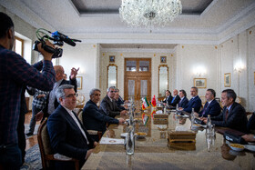 دیدار هاکان فیدان، وزیر خارجه ترکیه با سیدعباس عراقچی، وزیر خارجه ایران