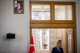 نشست خبری هاکان فیدان، وزیر خارجه ترکیه و سیدعباس عراقچی، وزیر خارجه ایران