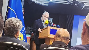 تجلیل از نقش سردار آسودی در توسعه تبلیغات دفاع مقدس / روایت‌های تازه از دوران جنگ و مقاومت