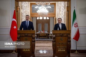 عراقچی: سرکنسولگری ایران در وان افتتاح می‌شود