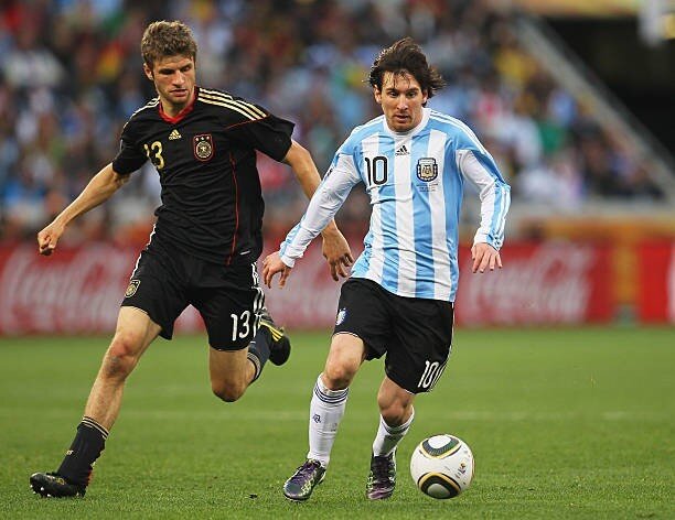 فینال پلی‌آف MLS، یازدهمین رویارویی مولر و مسی