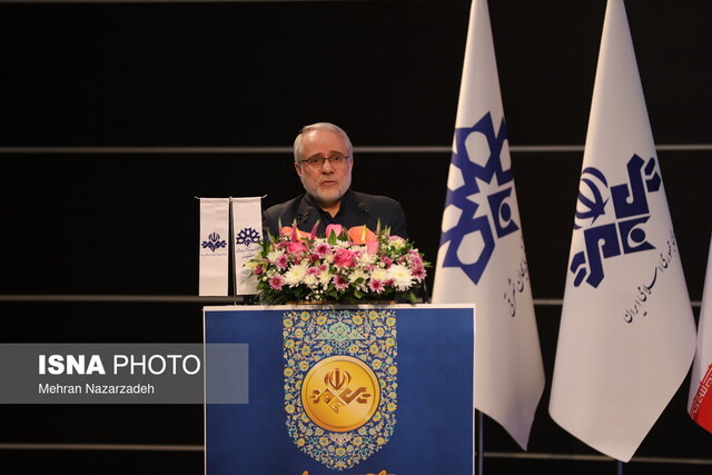 معاون صدا و سیما: رسانههای دنیا تلاش میکنند انسانها را نسبت به ظلم بیتفاوت کنند