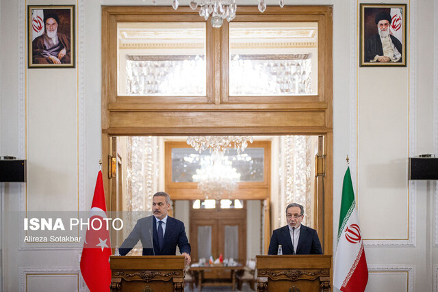 عراقچی: سرکنسولگری ایران در وان افتتاح میشود