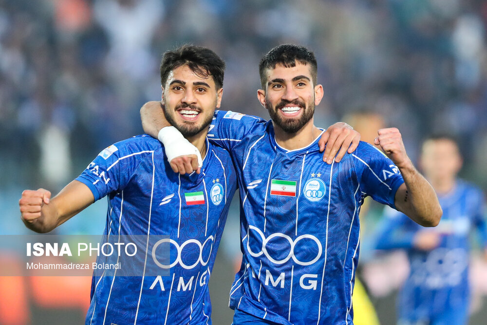 بیانی: استقلال در نیمه دوم برابر فولاد هماهنگ نبود/ تیمی که حرفه‌ای‌تر باشد داربی را می‌برد