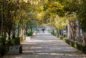 اصفهان همچنان چشم انتظار پاییز