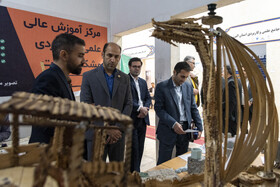 بازدید غلامرضا اسکندریان، رییس جهاددانشگاهی البرز از سیزدهمین نمایشگاه دستاوردهای پژوهش، فناوری و فن‌بازار استان البرز