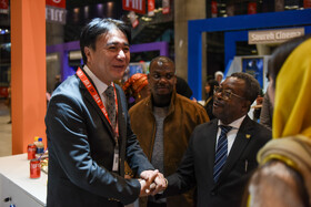 دیدار دیپلمات های کشورهای آفریقایی در ششمین روز از جشنواره جهانی فجر - شیراز