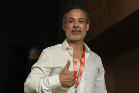 «محمد علی نهدی» کارگردان تونسی  فیلم «راند سیزده » در ششمین روز از جشنواره جهانی فبلم فجر - شیراز