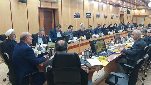 احداث ۲ رستوران و یک خوابگاه با مشارکت بخش خصوصی/ برگزاری همایش حباب‌های مرداب در دانشگاه سمنان