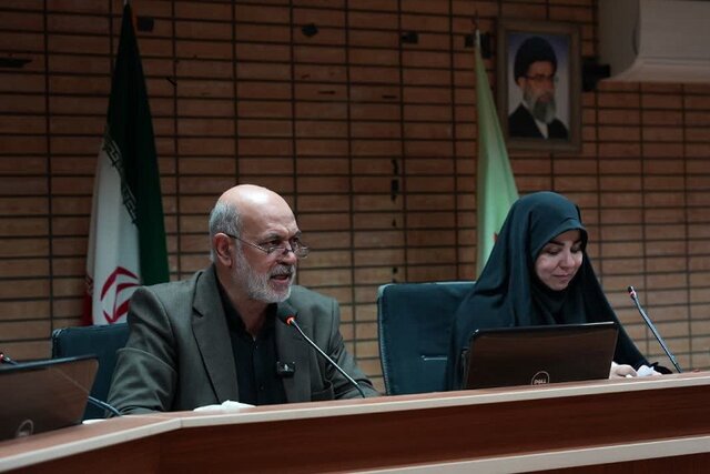 رئیس شورای شهر: حل بخش عمده‌ای از معضل ترافیک شیراز با اقدامات فرهنگی میسر می‌شود