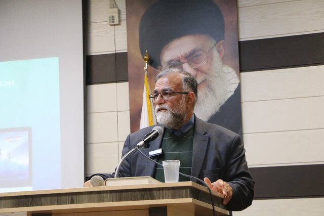 معاون استاندار لرستان: به جوانان فرصت آزمون و خطا داده شود