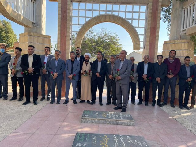 عطر احترام در روز مجلس با یاد بزرگان در جیرفت و عنبرآباد