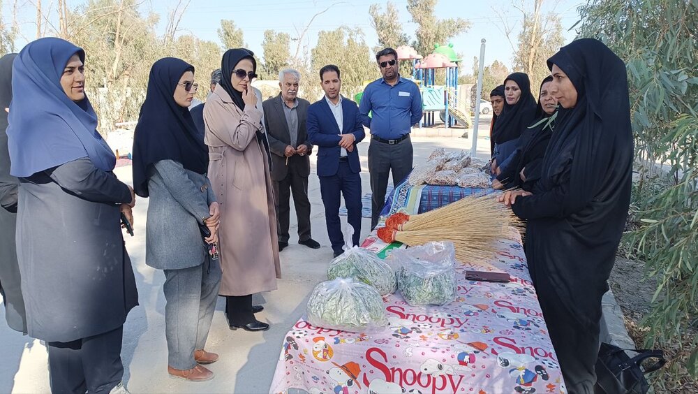 دستور ویژه فرماندار هامون برای اختصاص جایگاه‌های موقت فروش صنایع دستی در شهر محمدآباد