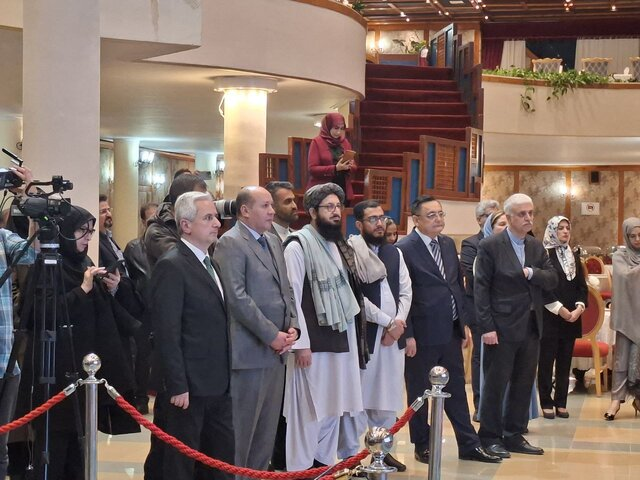 سفیر ترکیه در ایران: ظرفیت همکاریها بالاست؛ تحریم را بهانه نکنیم